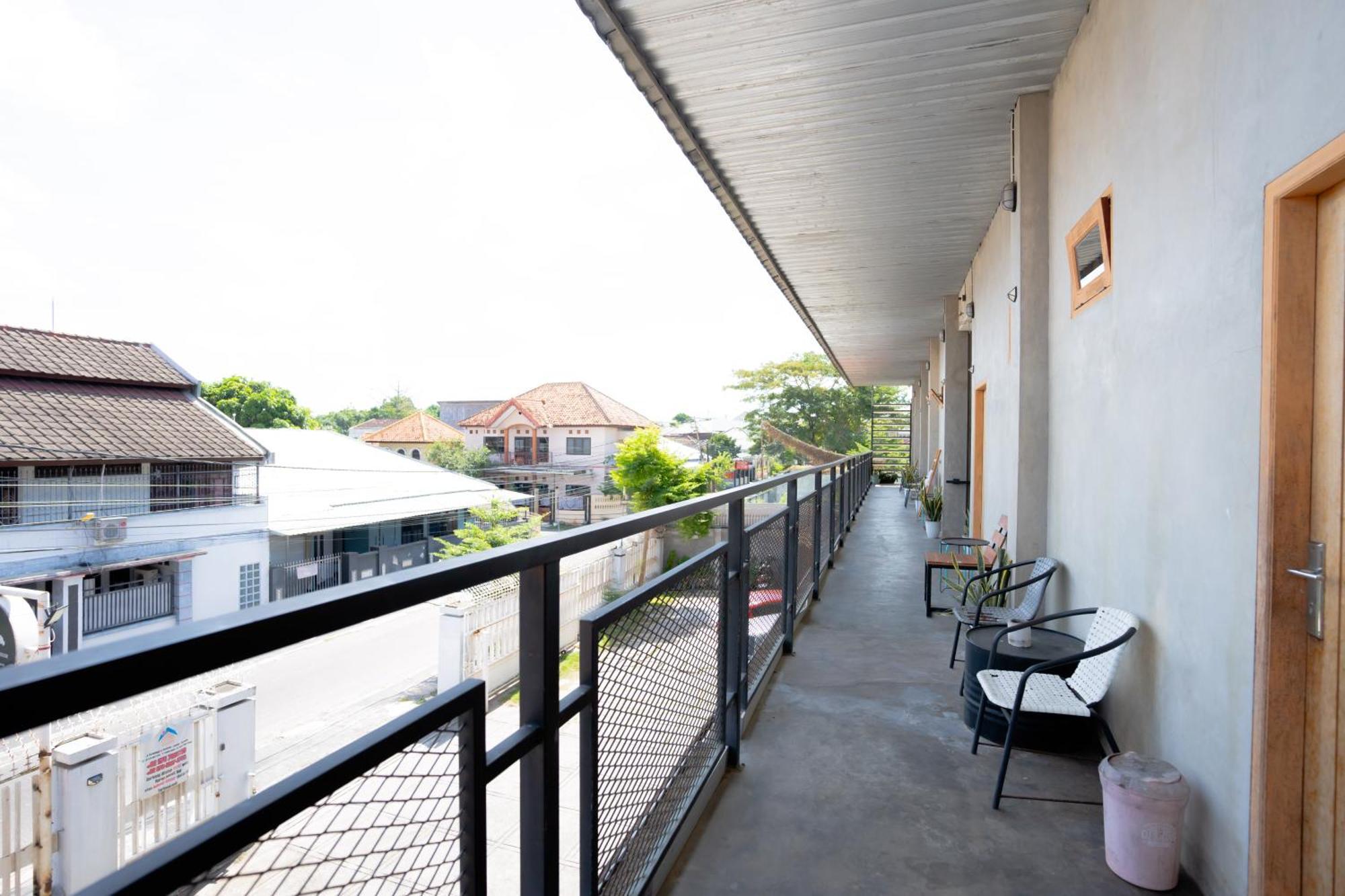 Reddoorz Syariah Near Lombok Epicentrum Mall Mataram Exterior photo